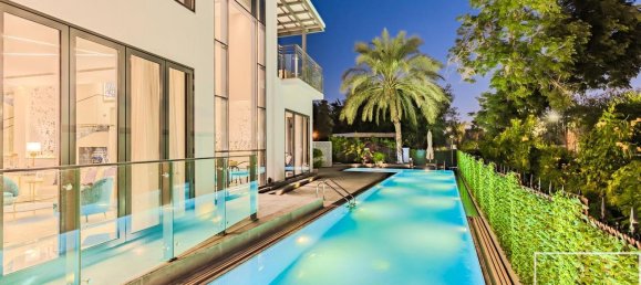 Villa de 6 dormitorios en Jumeirah Islands, UAE No. 112116 19