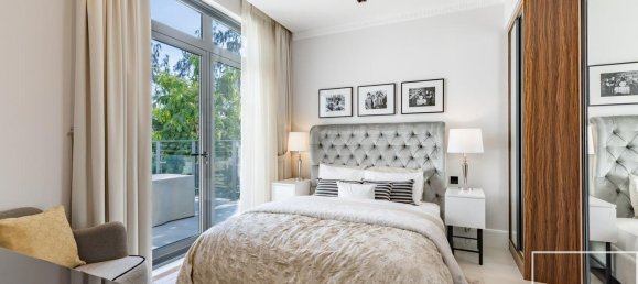 Villa de 6 dormitorios en Jumeirah Islands, UAE No. 112116 8