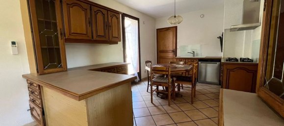 3 bedrooms House in Rhone, France No. 339264 4