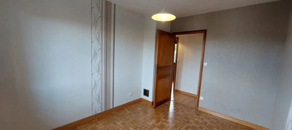 3 bedrooms House in Rhone, France No. 339264 8