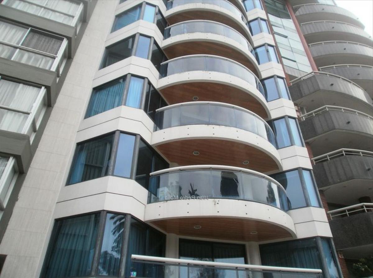 3 غرف نوم شقة في Montevideo, Uruguay رقم 5385