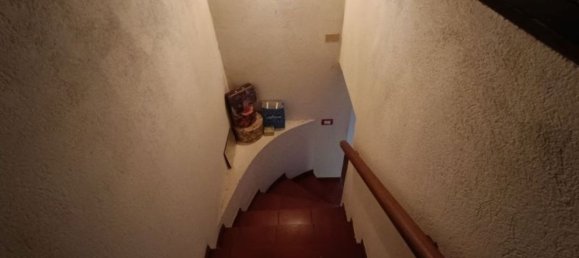 3-salle Appartement à Alba, Italy No. 117681 4