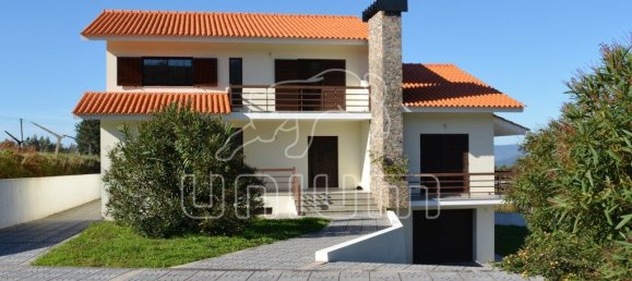 5 bedrooms House in Vila Nova de Cerveira, Portugal No. 88794 2