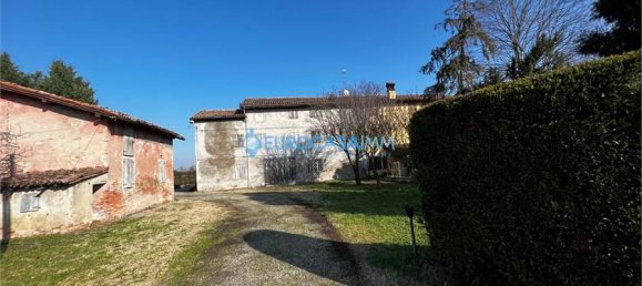 Дом с 14 комнатами в Карпи, Италия № 67554 4