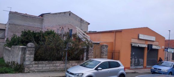 Gewerbliche Immobilie in Ploaghe, Italy 200m², Nr. 252252 2