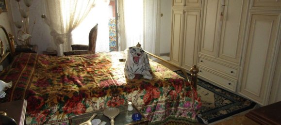 4-salle Appartement à Carrara, Italy No. 47590 15