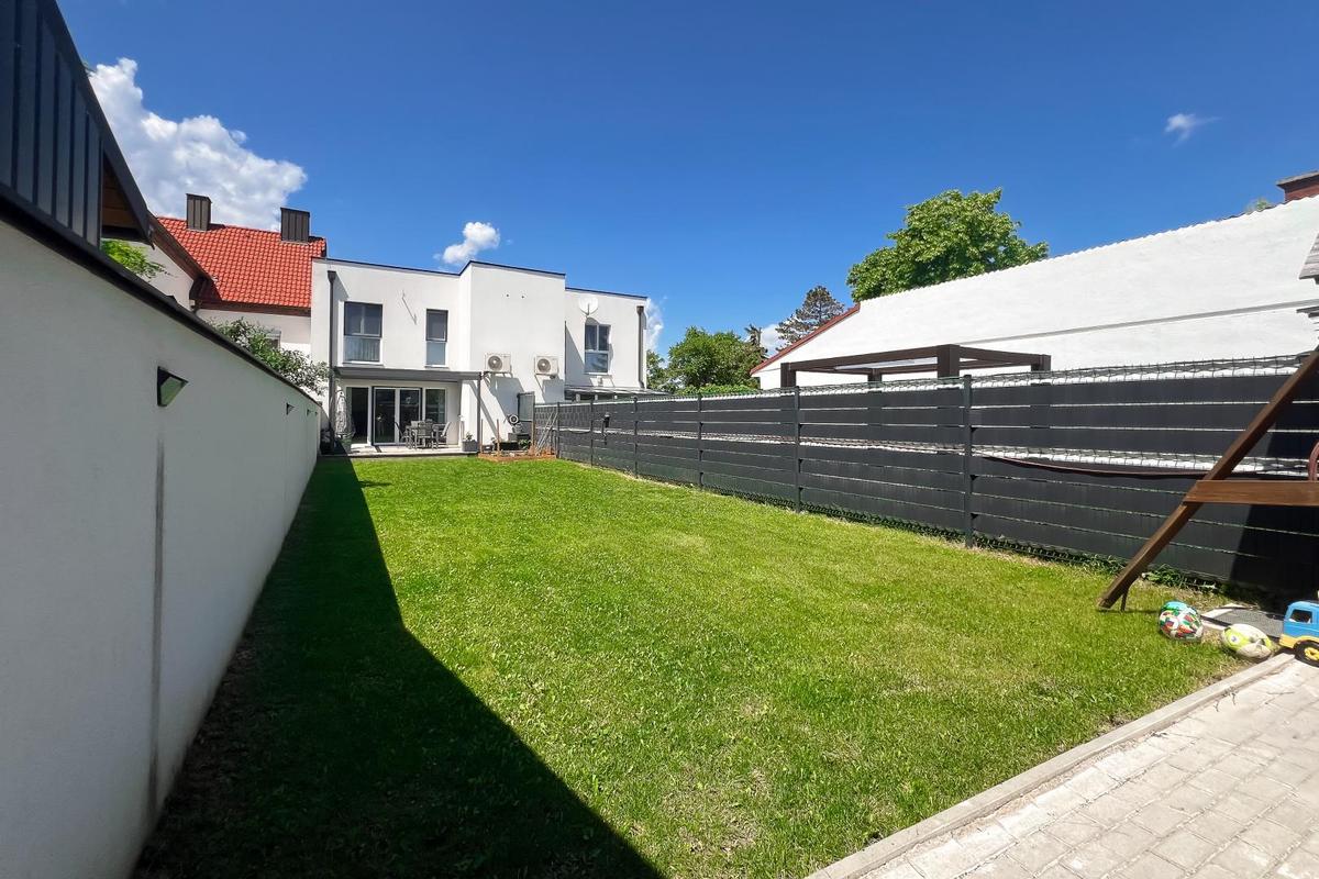 Таунхаус с 4 комнатами в Вена, Австрия № 236267