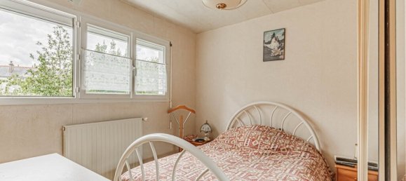 4 bedrooms House in Saint-Herblain, France No. 299960 7