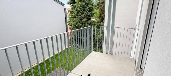 Квартира с 2 спальнями в Якомини, Австрия № 149985 2