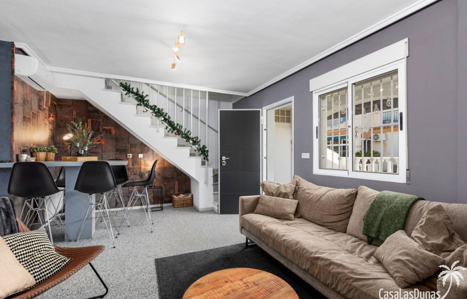 3 غرف نوم تاون هاوس في Alicante, Spain رقم 181362