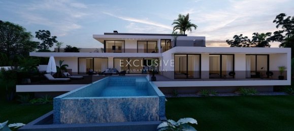 5 bedrooms Villa in Lagoa, Portugal No. 7547 10