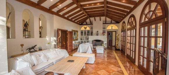 8 bedrooms Villa in Malaga, Spain No. 104569 8