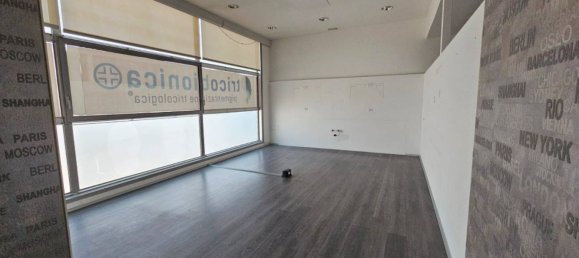 4 rooms Office in Portogruaro, Italy No. 374588 8