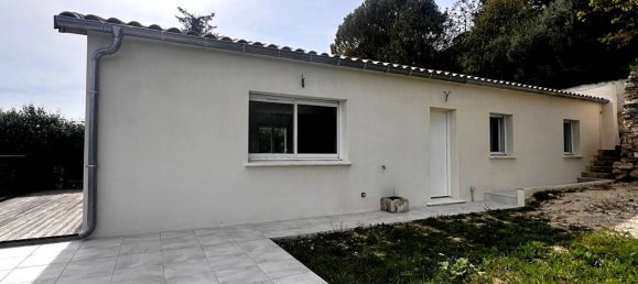 2 bedrooms Villa in Apt, France No. 355508 2