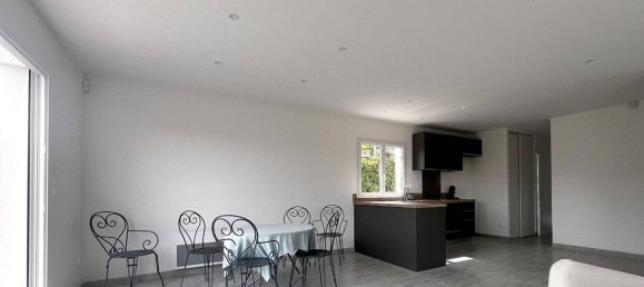 2 bedrooms Villa in Apt, France No. 355508 5