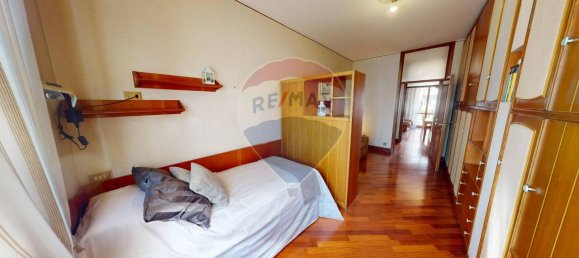 Apartamento de 5 habitaciónes en Milan, Italy No. 242640 11