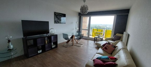 Apartamento de 2 dormitorios en Marly, France No. 161209 3