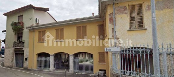 1 bedroom Apartment in Villa Cortese, Italy No. 268390 8
