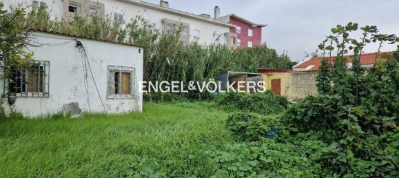 2000m² Land in Lisbon, Portugal No. 92537 2