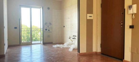 4 rooms Apartment in Santa Maria Capua Vetere, Italy No. 41227 3