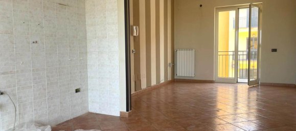 4 rooms Apartment in Santa Maria Capua Vetere, Italy No. 41227 2