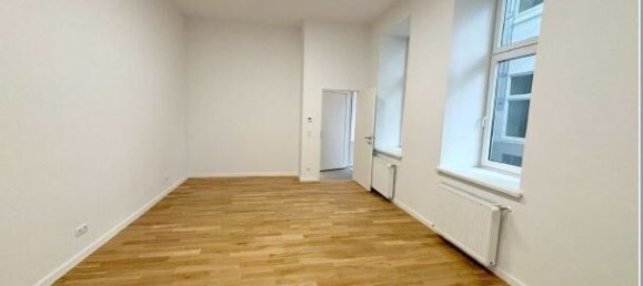 44m² Commercial property in Neubau, Austria No. 219938 3