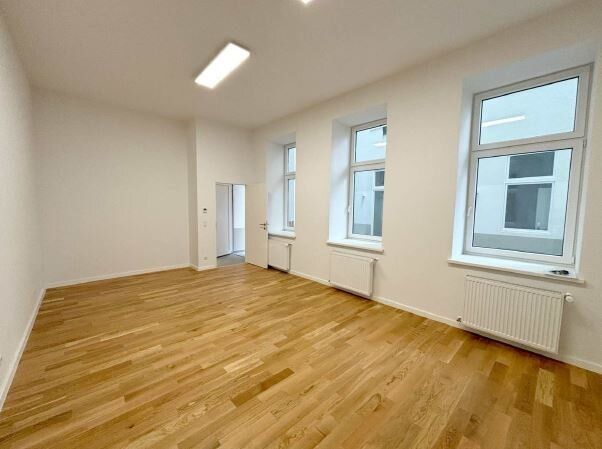 44m² Commercial property in Neubau, Austria No. 219938