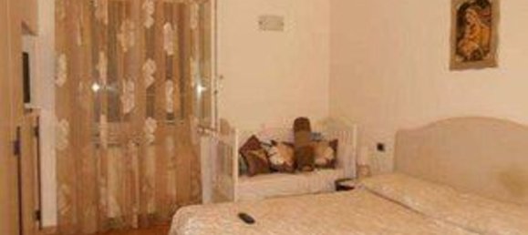 Квартира с 3 спальнями в Кастелламмаре ди Стабия, Италия № 327438 17