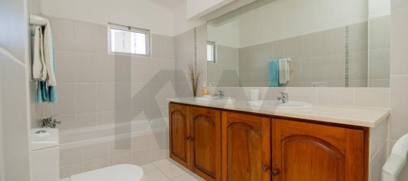 Villa de 4 dormitorios en Lagoa, Portugal No. 337256 23