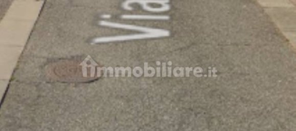 32m² Garage in Brescia, Italy No. 317979 2