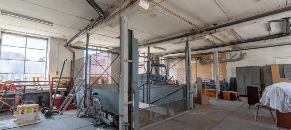 4 bedrooms Building in Laon, France No. 40740 3