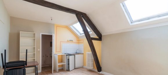 4 bedrooms Building in Laon, France No. 40740 14