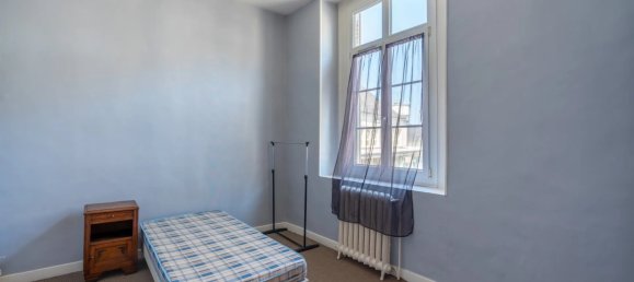 4 bedrooms Building in Laon, France No. 40740 8