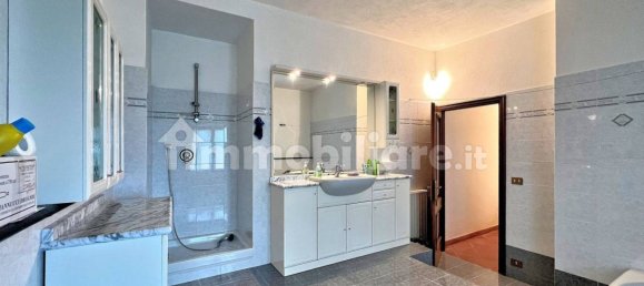 4 غرف نوم فيلا في Avegno, Italy رقم 297653 18