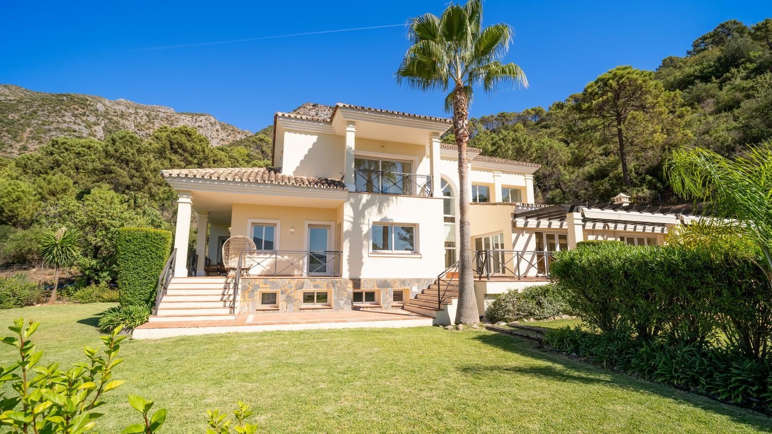 5 Schlafzimmer Villa in Istan, Spain, Nr. 195832