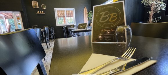 84m² Commercial property in Ajaccio, France No. 219437 2