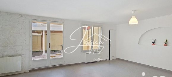 2 bedrooms House in Le Plessis-Belleville, France No. 330335 3