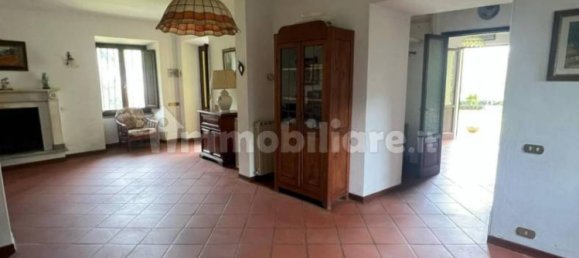 4 bedrooms Villa in Montignoso, Italy No. 349465 6