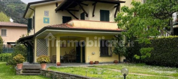 4 bedrooms Villa in Montignoso, Italy No. 349465 3