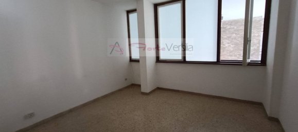 3غرفة شقة في Massa, Italy رقم 141144 6