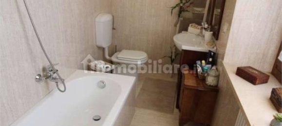 3 Schlafzimmer Haus in Bosco Marengo, Italy, Nr. 214753 10