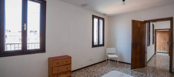 3 Schlafzimmer Wohnung in Venice, Italy, Nr. 358564 11