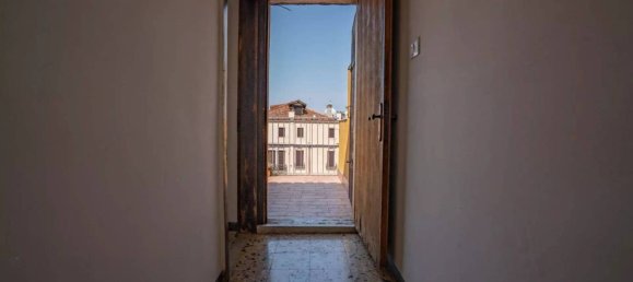 3 Schlafzimmer Wohnung in Venice, Italy, Nr. 358564 7