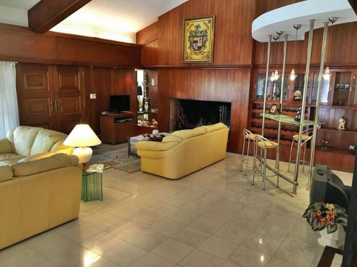 3 bedrooms House in Maldonado, Uruguay No. 1836