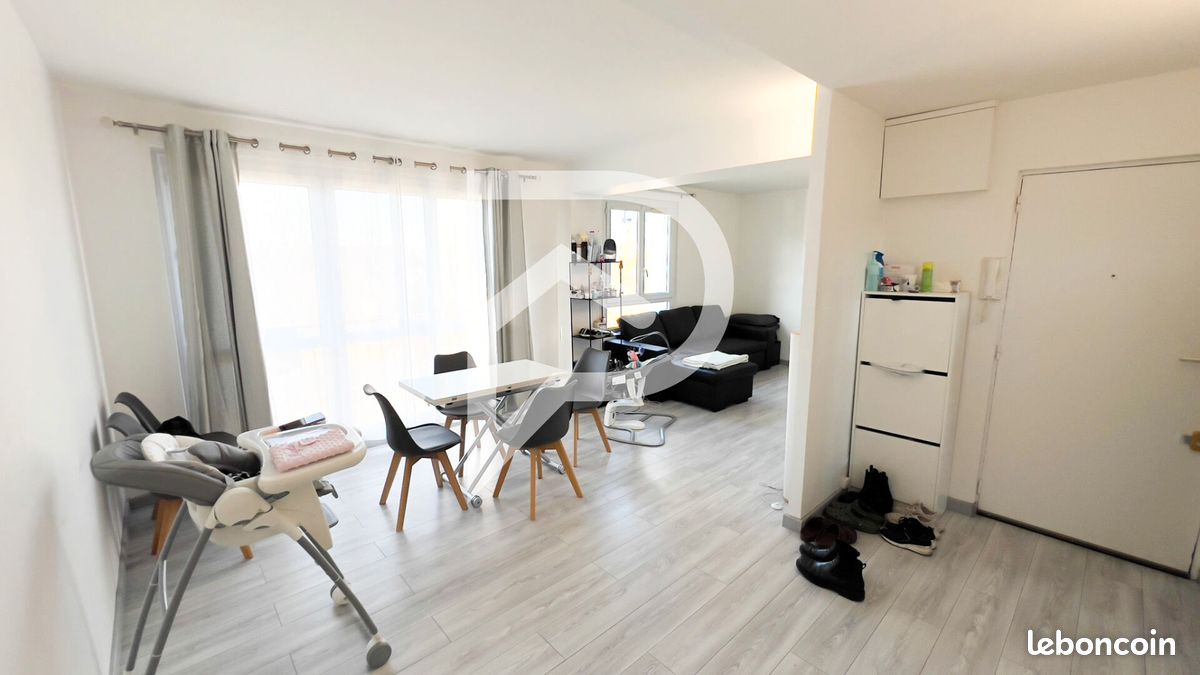 2 Schlafzimmer Wohnung in Drancy, France, Nr. 138514