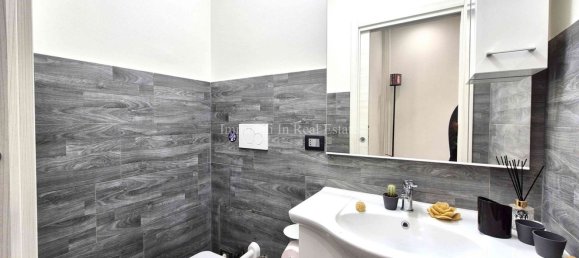 Oficina en Milan, Italy 30 m² No. 358989 10