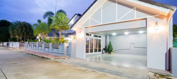 5 Schlafzimmer Haus in Pattaya, Thailand, Nr. 71801 12