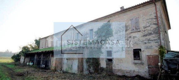 Дом с 9 комнатами в Форли, Италия № 235613 2