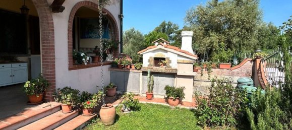 6 rooms House in Massarosa, Italy No. 100412 3