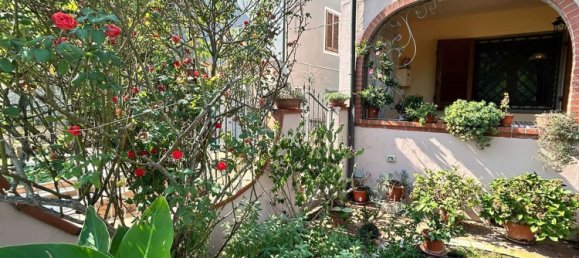 6 rooms House in Massarosa, Italy No. 100412 2